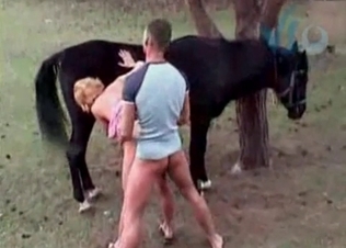 Bestiality three-way with a sexy blonde